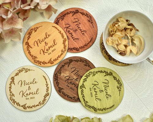 okrągłe personalizowane podkładki pod szklankę z grawerem, różne kolory