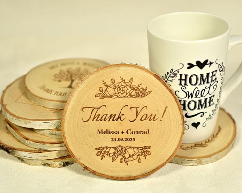 prezenty dla gości weselnych, podkładka pod kubek z grawerem plaster brzozy