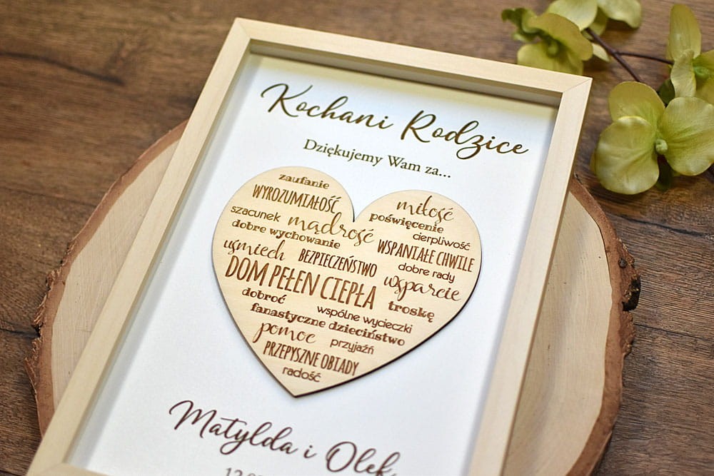 pamiątka ślubna dla Rodziców, obraz z drewnianym sercem z tekstem podziękowania