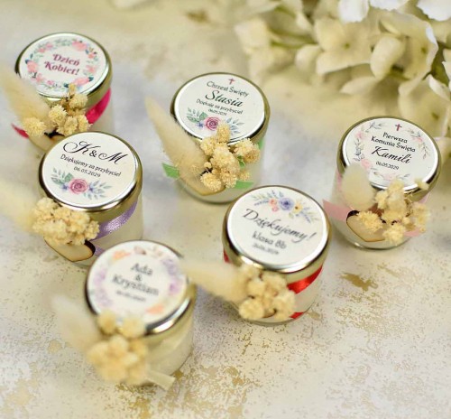 upominek mini świeczki sojowe z suszoną gipsówką.jpg