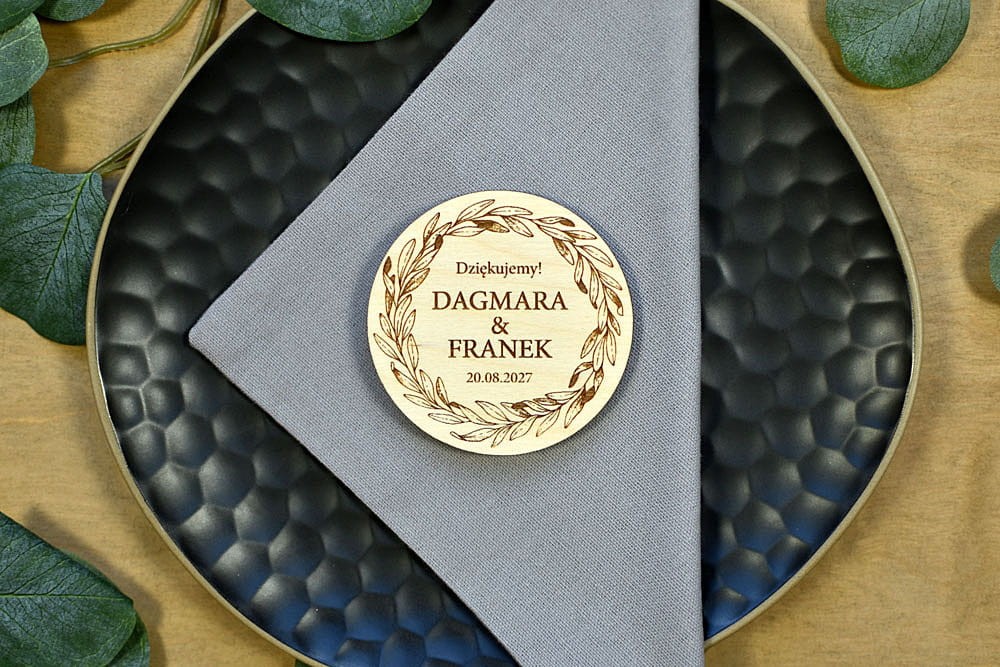 magnesy weselne na lodówkę, wzór wieniec laurowy, upominek dla gości